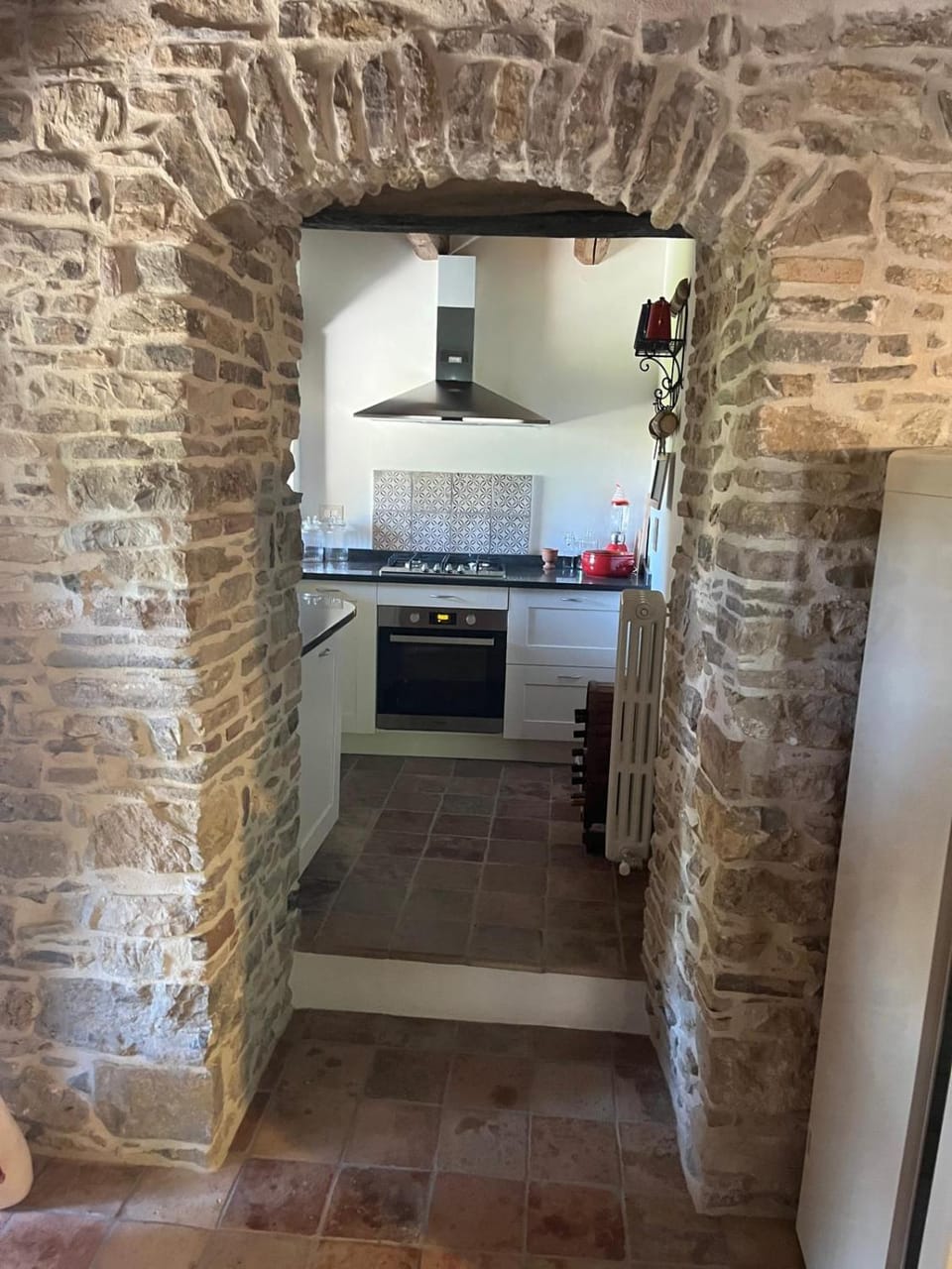 Kitchen or kitchenette, oven