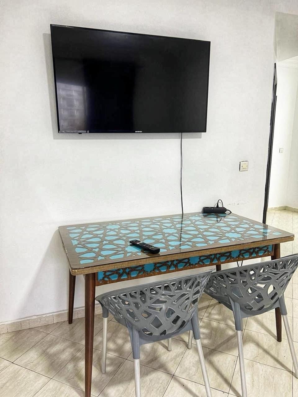TV and multimedia, Dining area