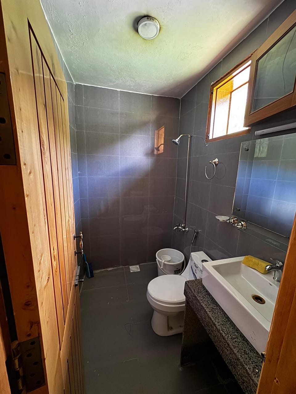 Shower, Toilet, Bathroom
