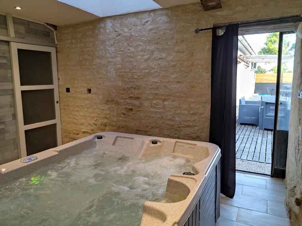 Gite Sud Deux Sevres House in Nouvelle-Aquitaine