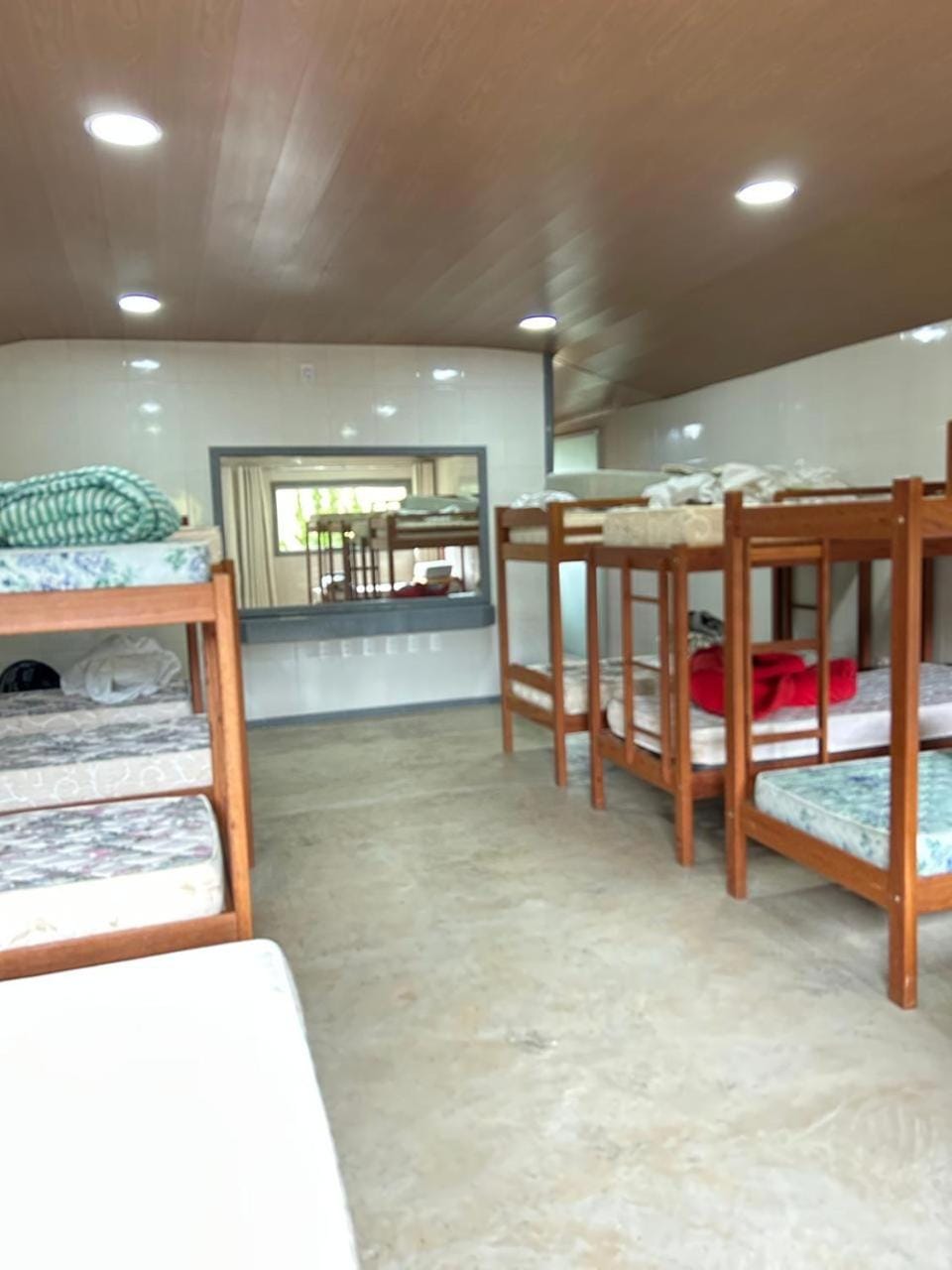 Alojamento de 10 a 20 Pessoas no Sítio Toca da Onça com Piscina, Saúna, Hidro Massagem, Sala de Jogos, Lago, Namoradeira e Jardim, Wi-fi Luxury tent in State of Espírito Santo, Brazil