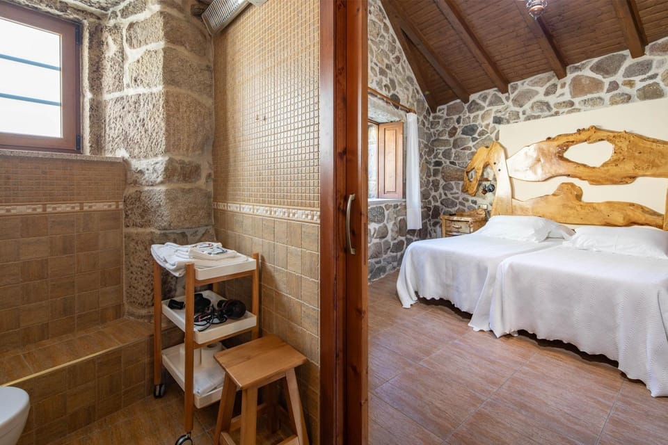 Bathroom, Living room