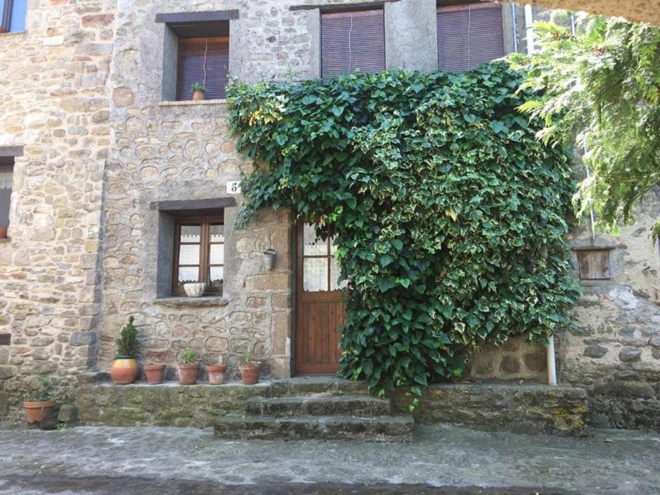 Casa rural with charm in Mieres-Girona Apartment in Garrotxa