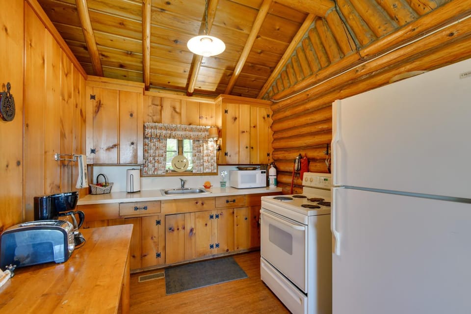 On All-Sports Lake! Lewiston Cabin w/ Boat Dock Cabin in Albert