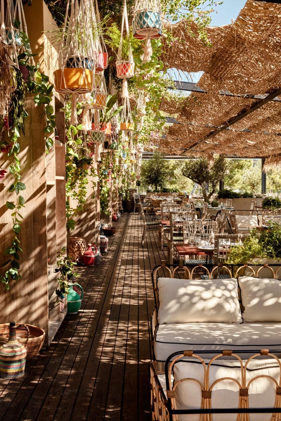 Restaurant/places to eat, Balcony/Terrace, Decorative detail