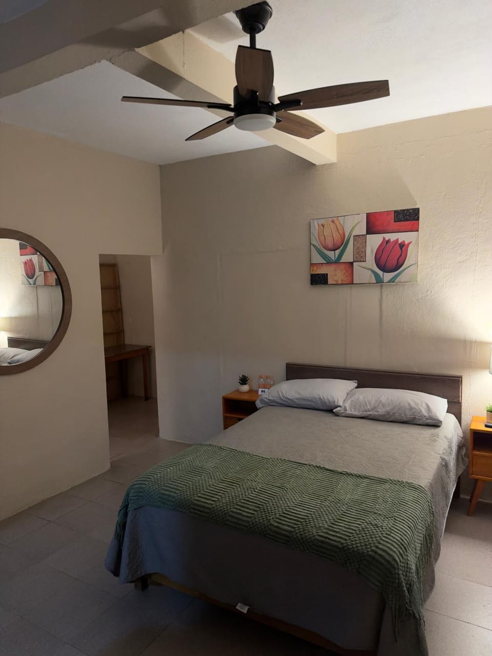 Bed, Photo of the whole room