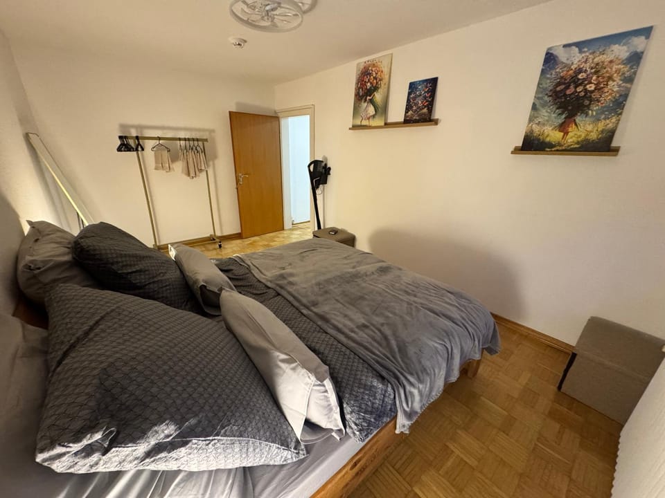 Bed, Bedroom