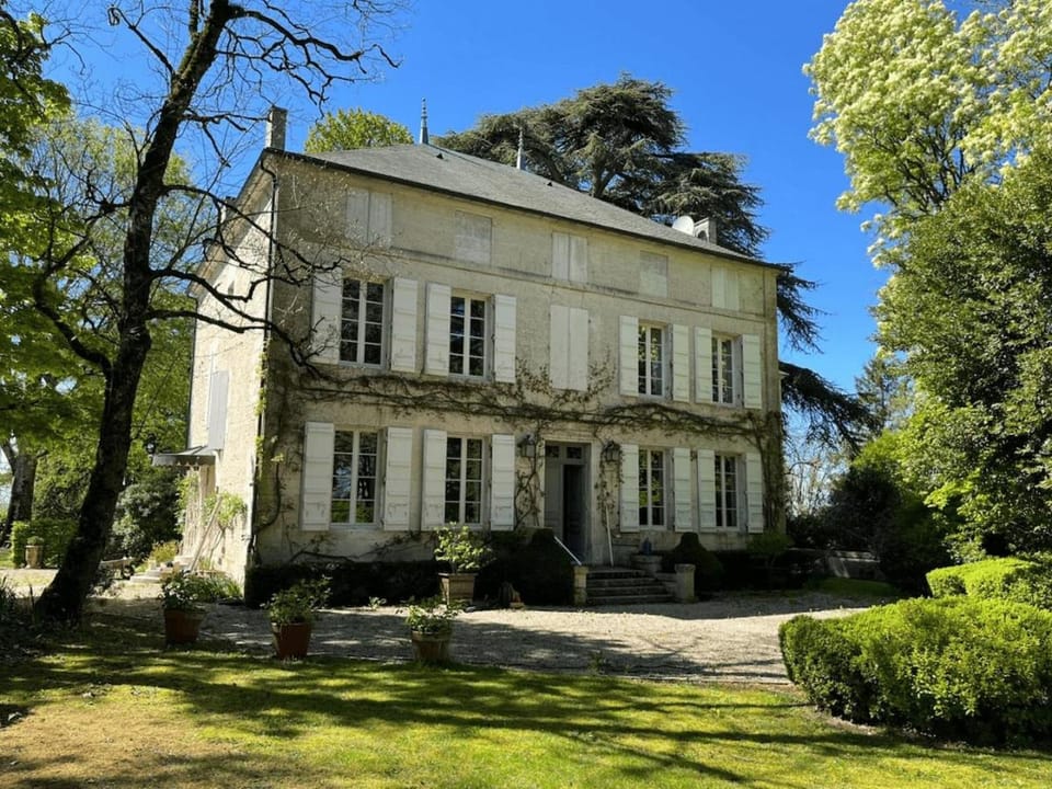 Property building, Garden