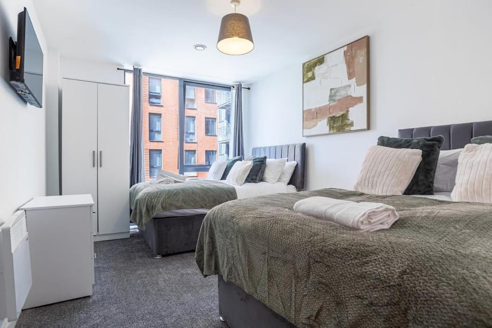 Manchester City Centre, Riverside apt, Balcony Apartment in Salford