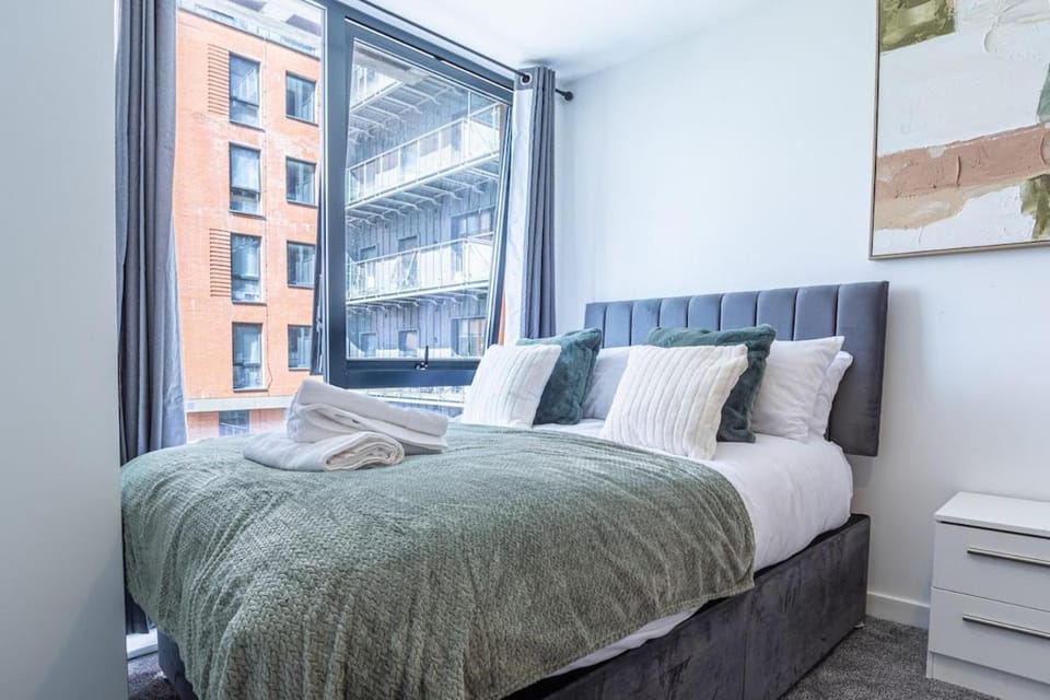 Manchester City Centre, Riverside apt, Balcony Apartment in Salford