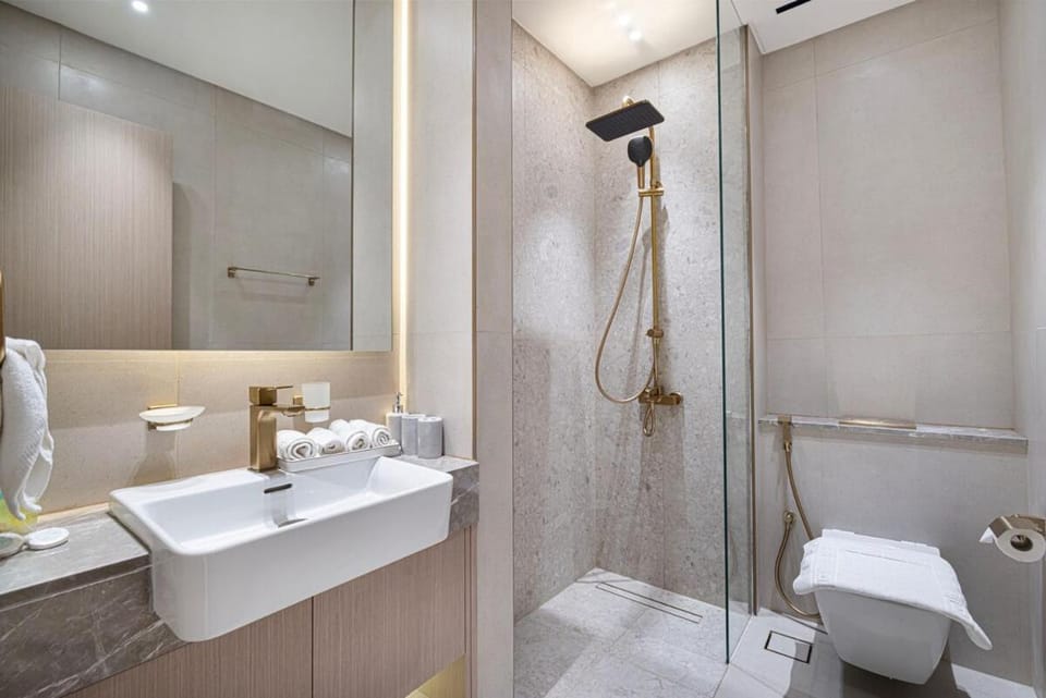 Boutique Luxury 2BR With Swimming Pool & Spa Apartment in Dubai