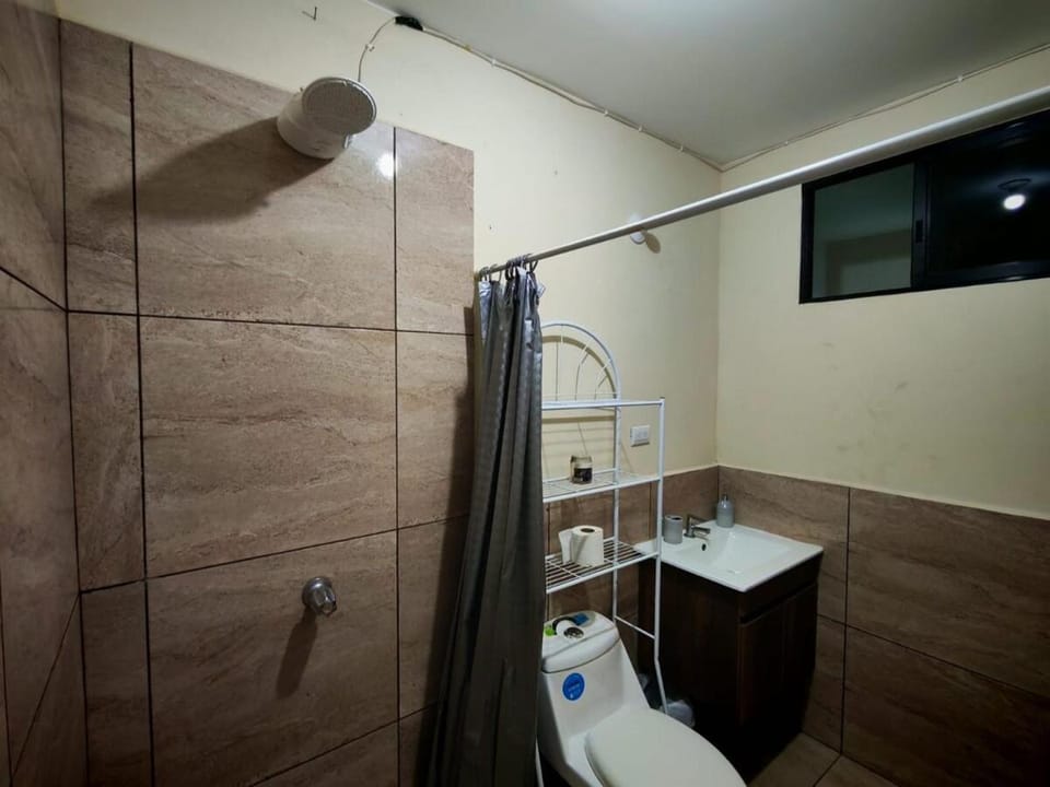 Casa en Residencial privada con amenidades Villa in La Libertad Department, El Salvador