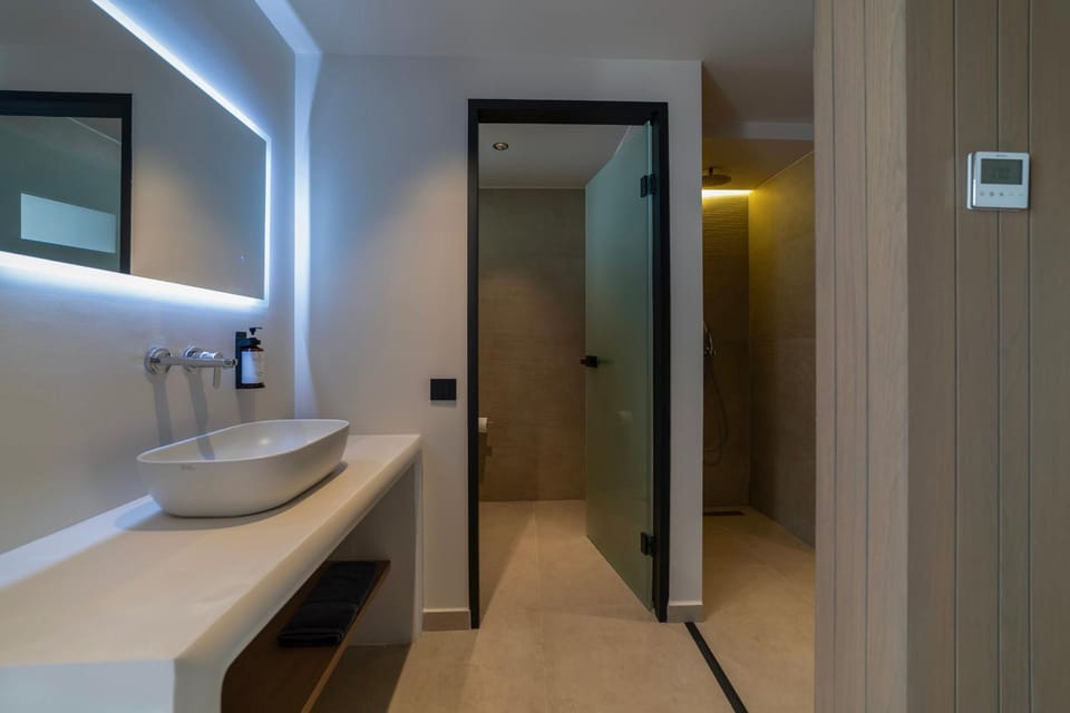 Shower, Bathroom