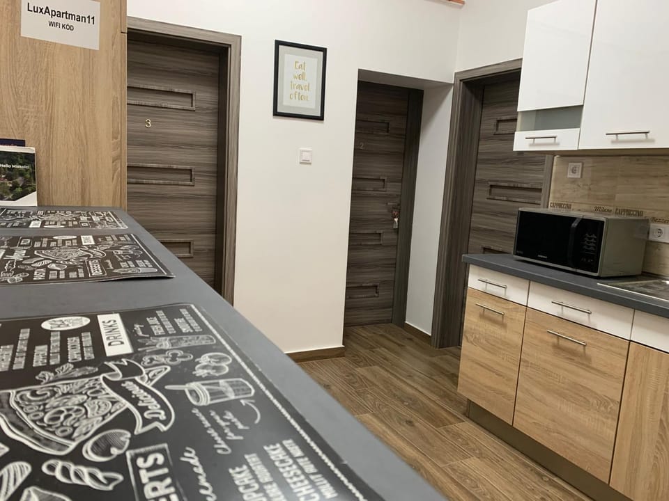 Apartment with 3 Bedrooms - Downtown Apartment in Slovakia