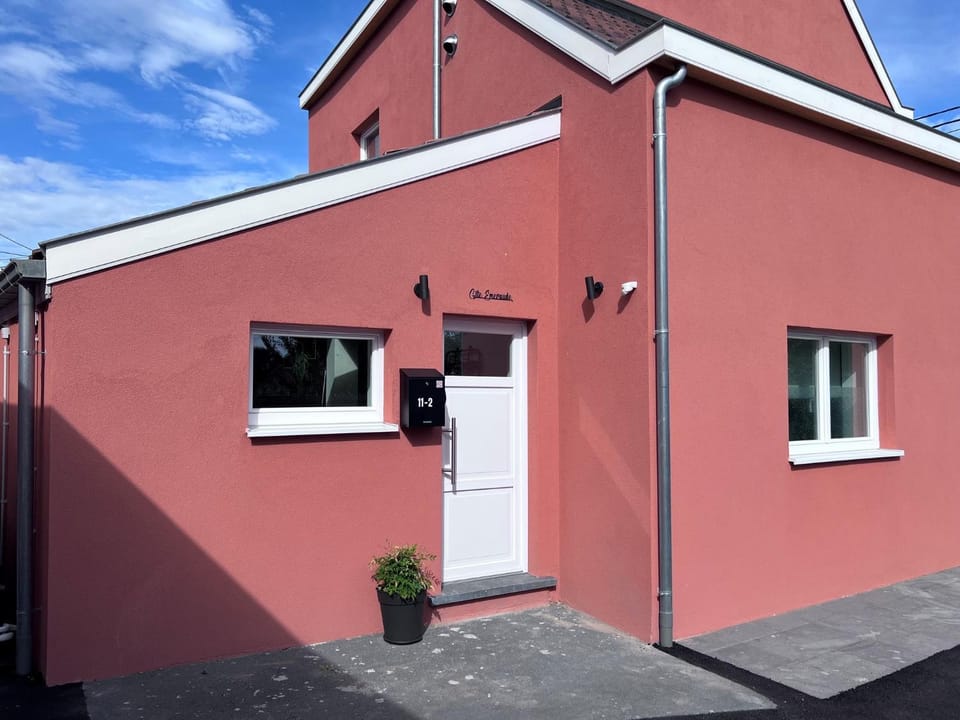 Property building, Facade/entrance