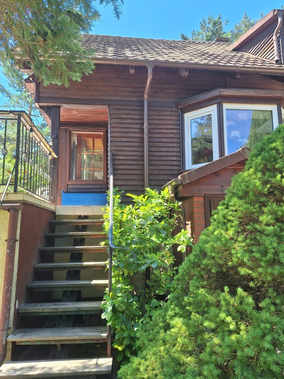 Property building, Garden, Garden view