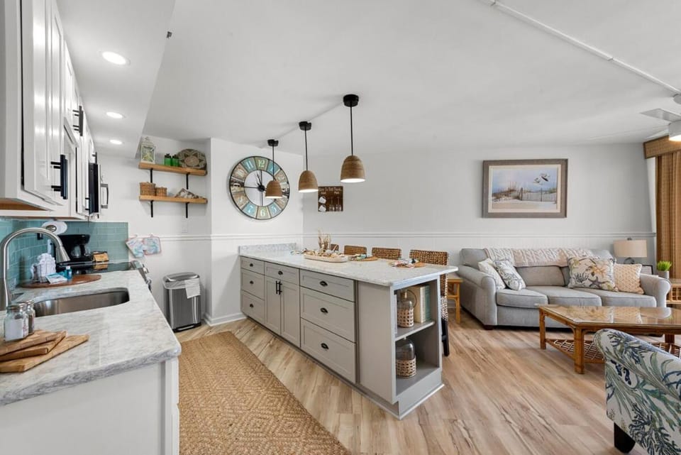 Living room, Dining area, kitchen