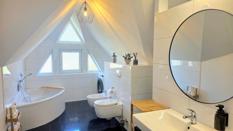 Bathroom, Bath
