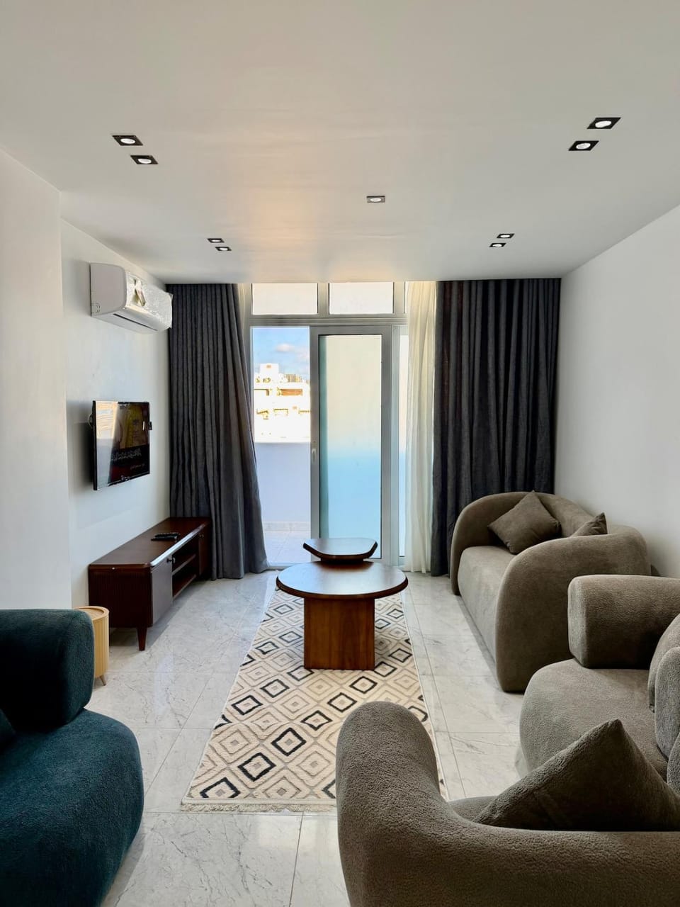 Retaj Waterfront Penthouse Apartment in Egypt