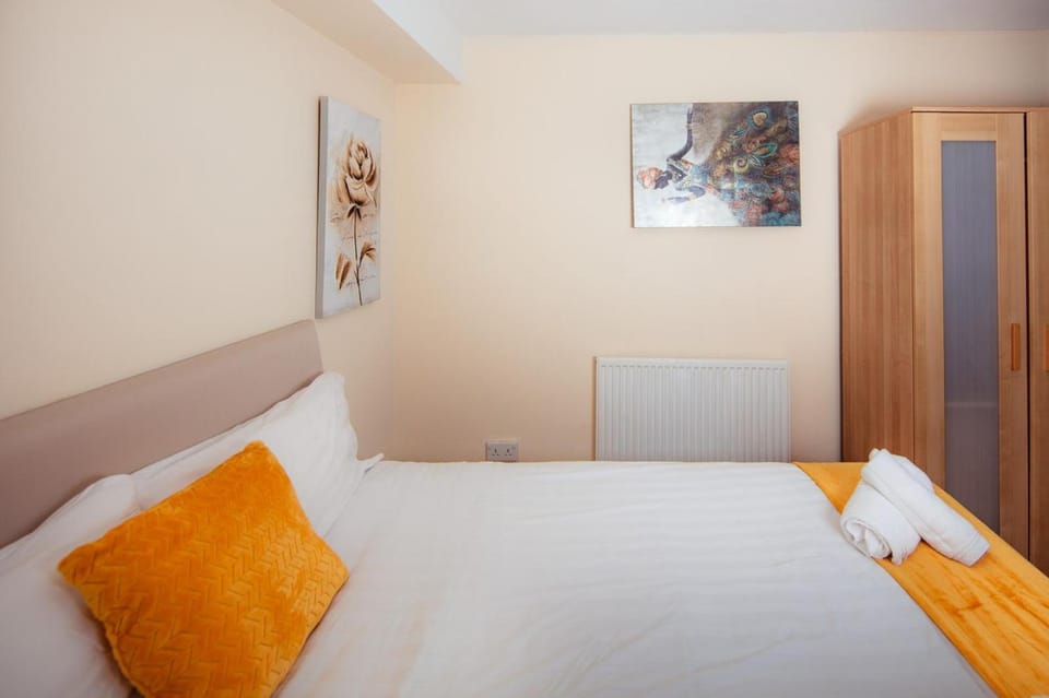 Warm Arthurs Seat View 4 Bdrm Apartment Apartment in Edinburgh