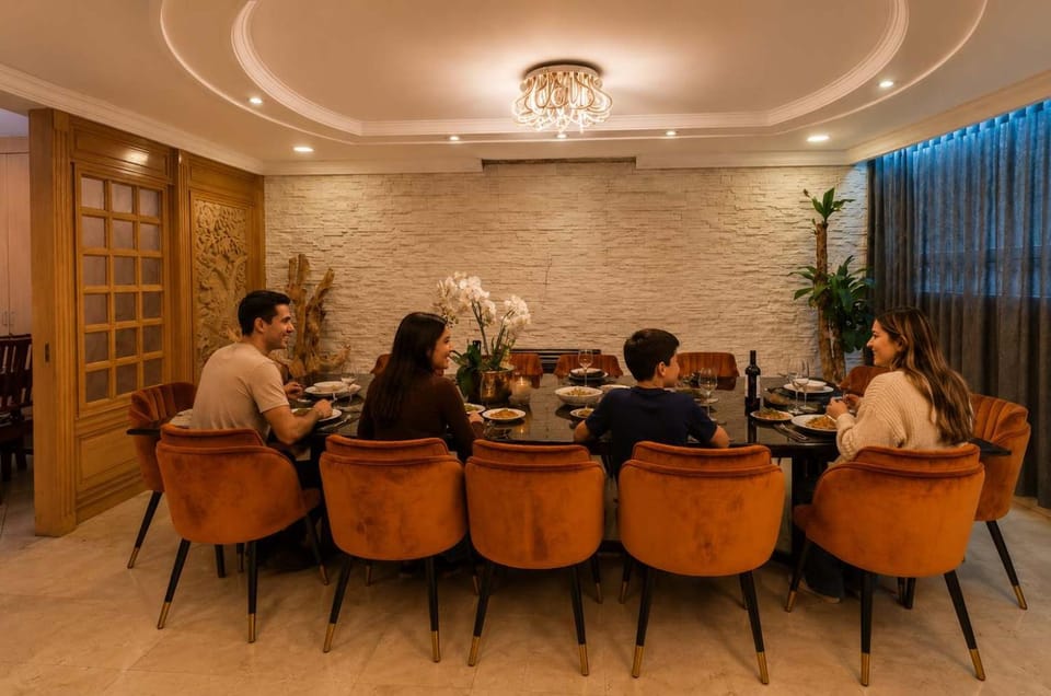 Prime Polanco Stay With Patio Near Shops & Cafes House in Mexico City