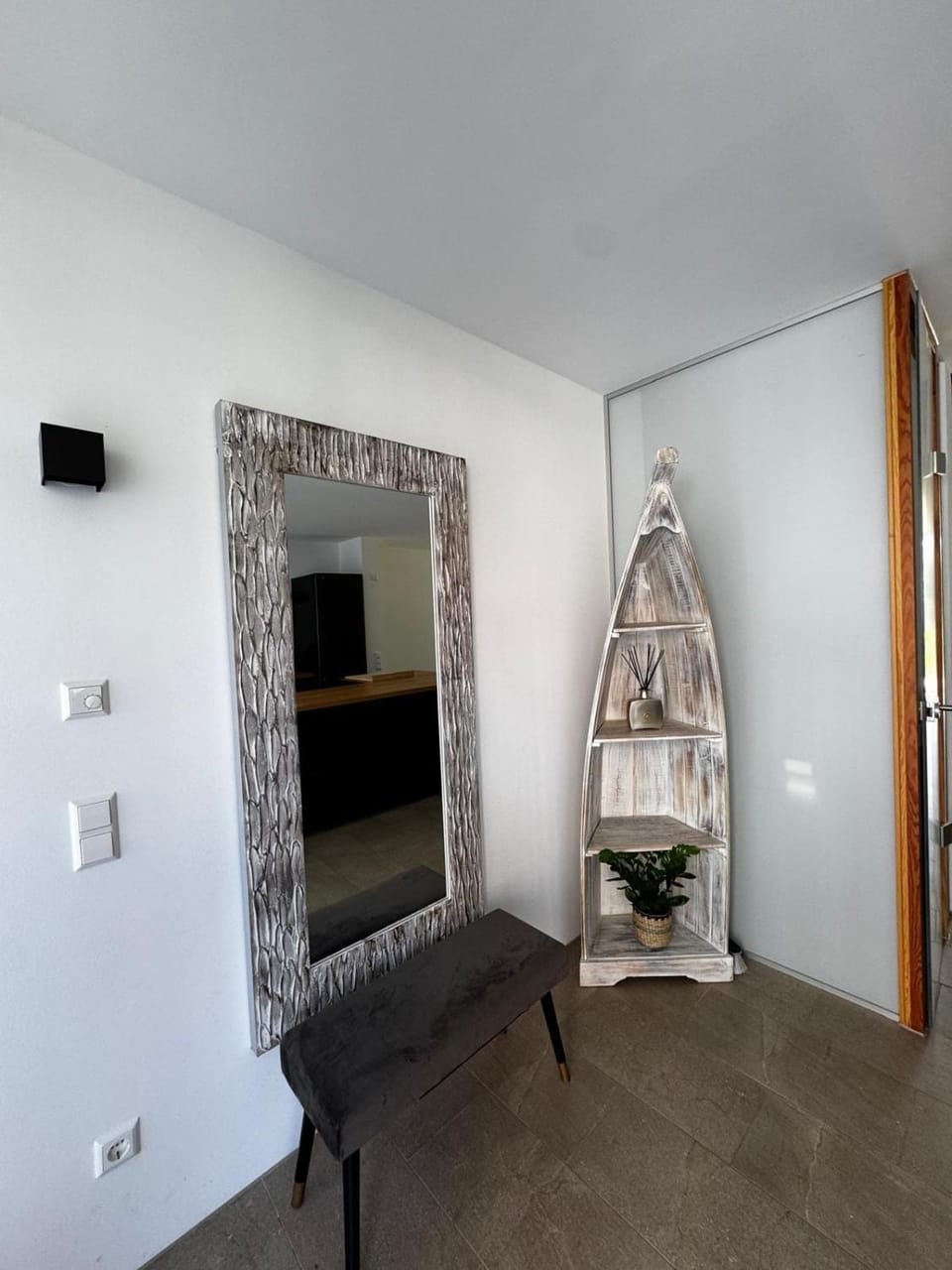 Lake Vibe Exclusive Holiday Home, Bodensee, SUP included Apartment in Canton of Zurich
