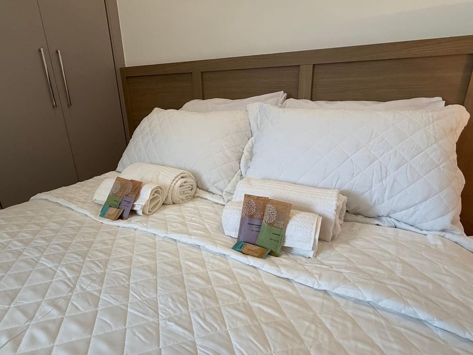 Studio novo em São Mateus para 4 hóspedes Apartment in Juiz de Fora