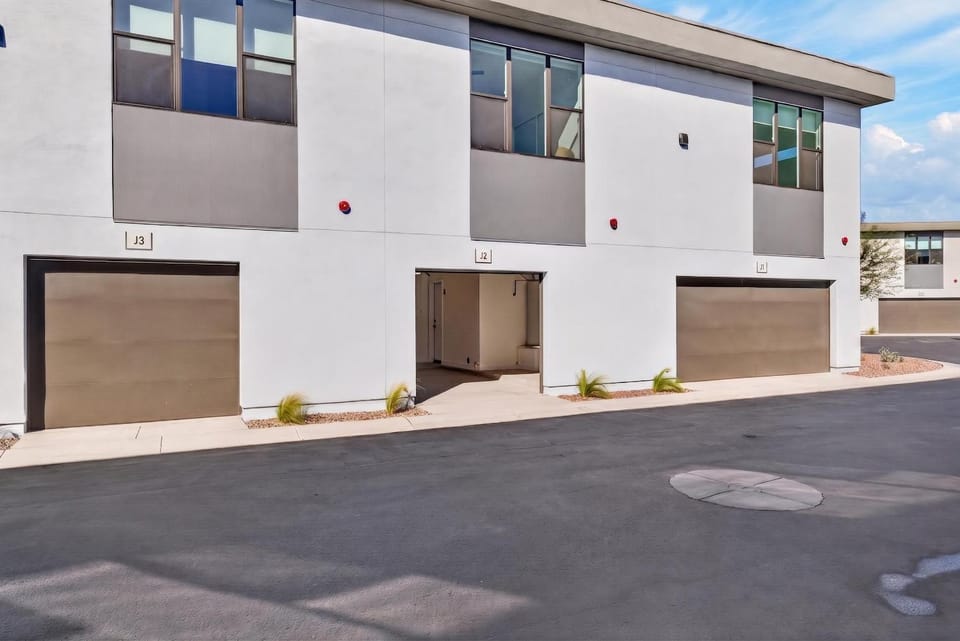 Sonoran Oasis with Pool, Spa & BBQ Area Bed and Breakfast in Phoenix