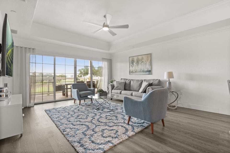 Serenity Springs Luxury Condo | Minutes to Disney House in Four Corners