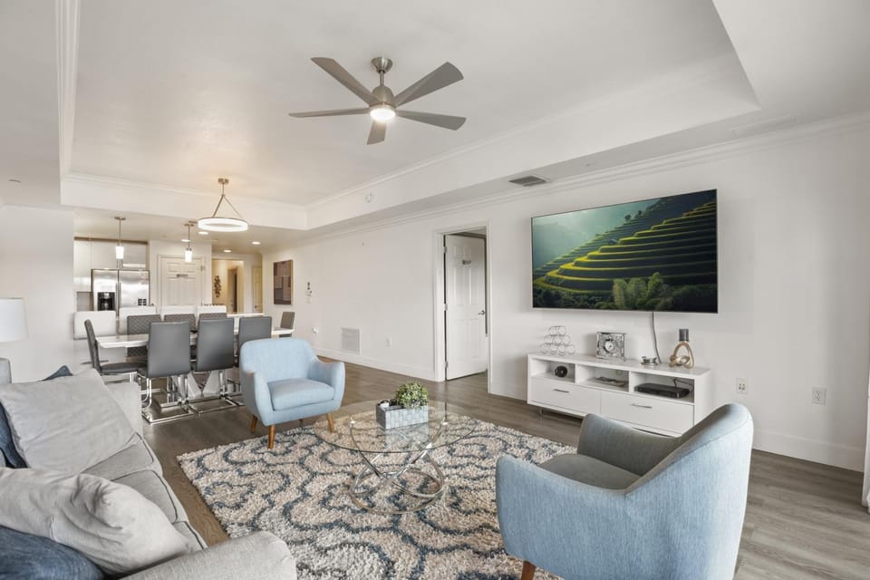 Serenity Springs Luxury Condo | Minutes to Disney House in Four Corners