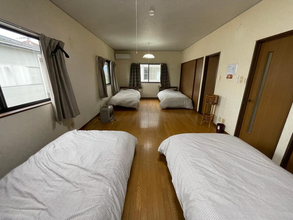 近江白浜レイクステイ琵琶湖まで約500ｍ最大12名様 House in Shiga, Japan