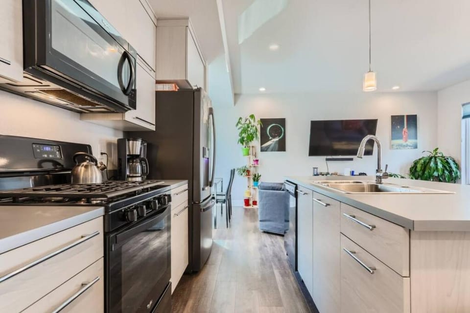 Foothills I Red Rocks I W Denver 3bd Townhome House in Lakewood