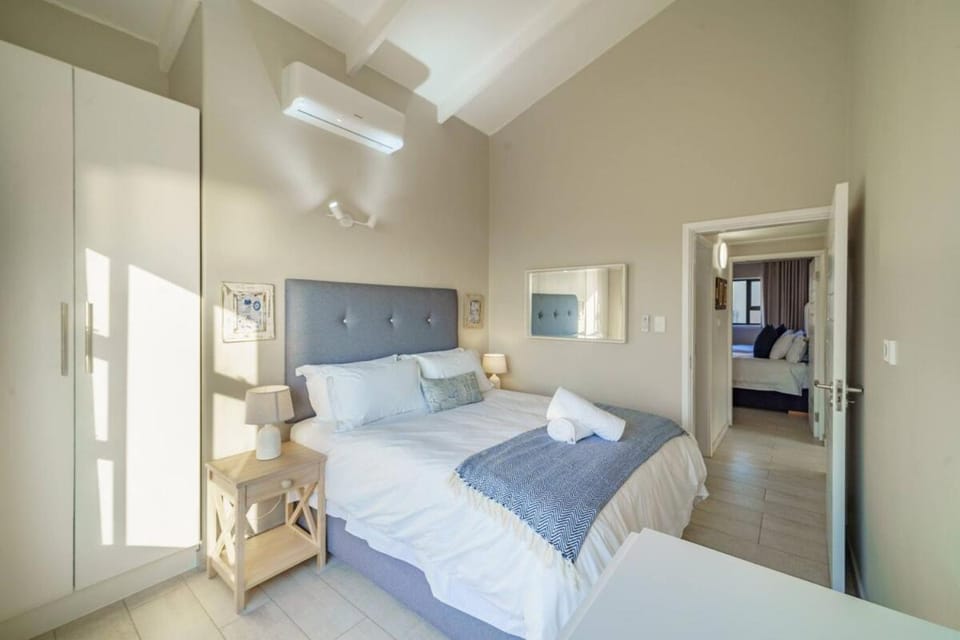Ocean Breeze at Flamenco Apartment in Dolphin Coast