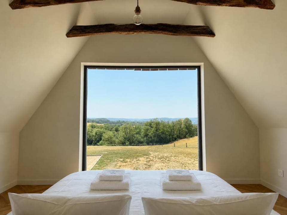 View (from property/room), Photo of the whole room, Bedroom