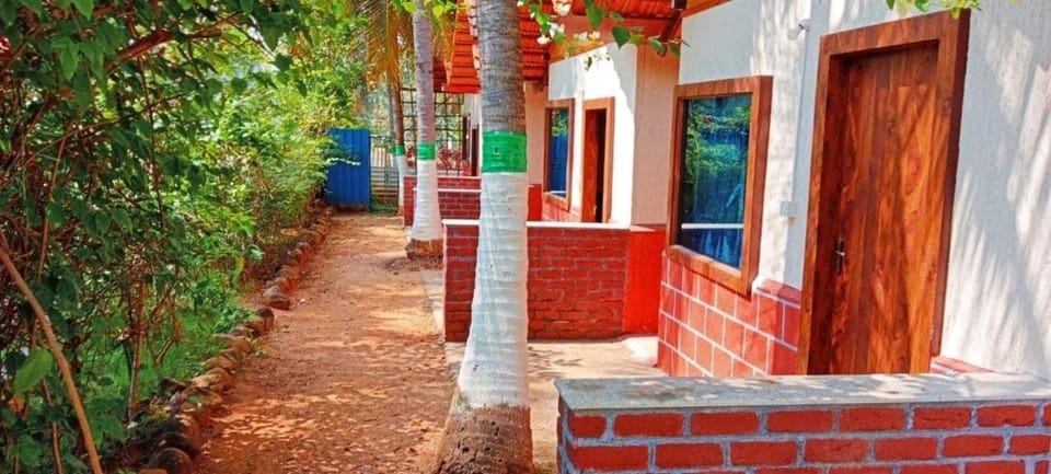 Greenline Farm Stays Chanapatna with swimming pool Farm Stay in Karnataka