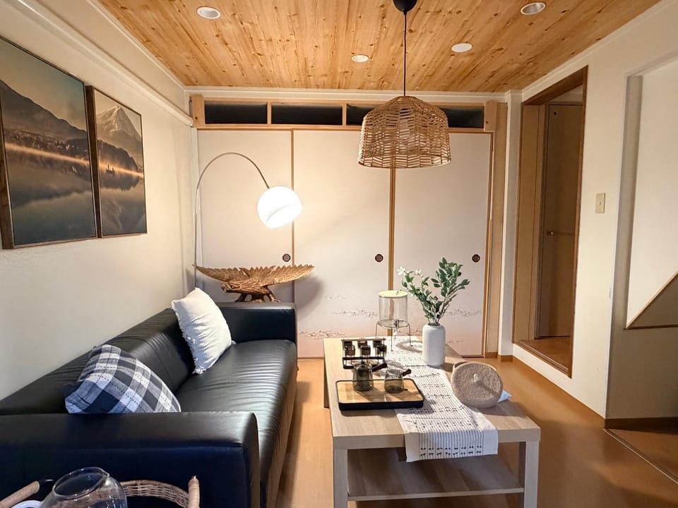 养心殿 House in Osaka