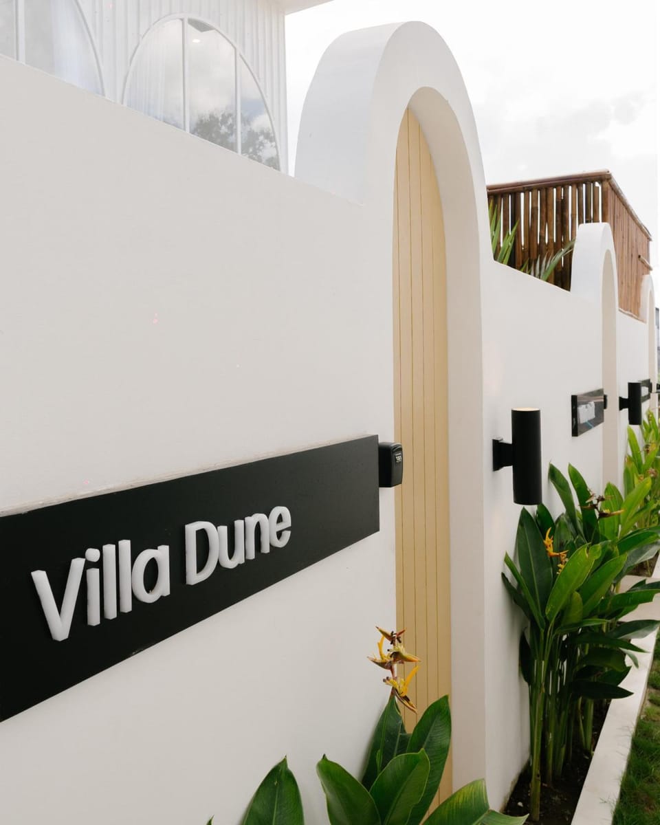 Facade/entrance, Day, Property logo or sign, Street view