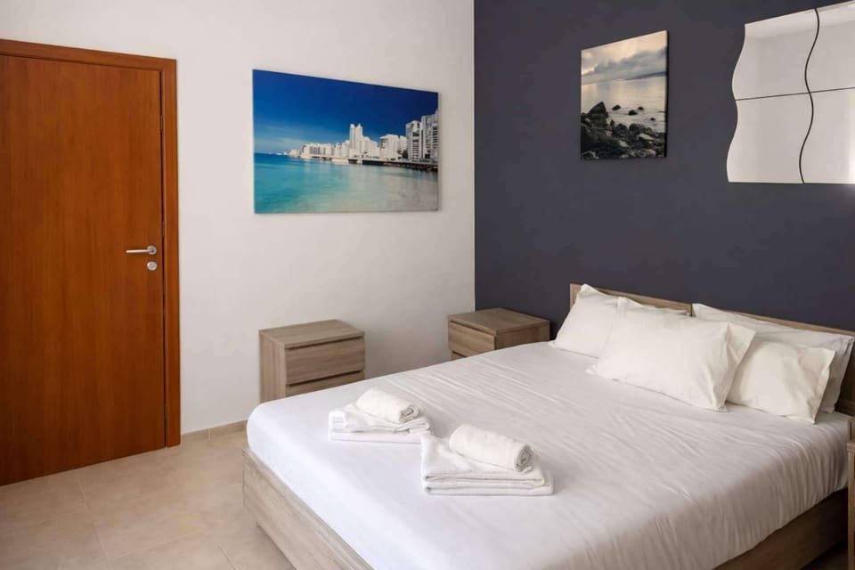 Secret Paradise Maltese coast House in Saint Paul's Bay