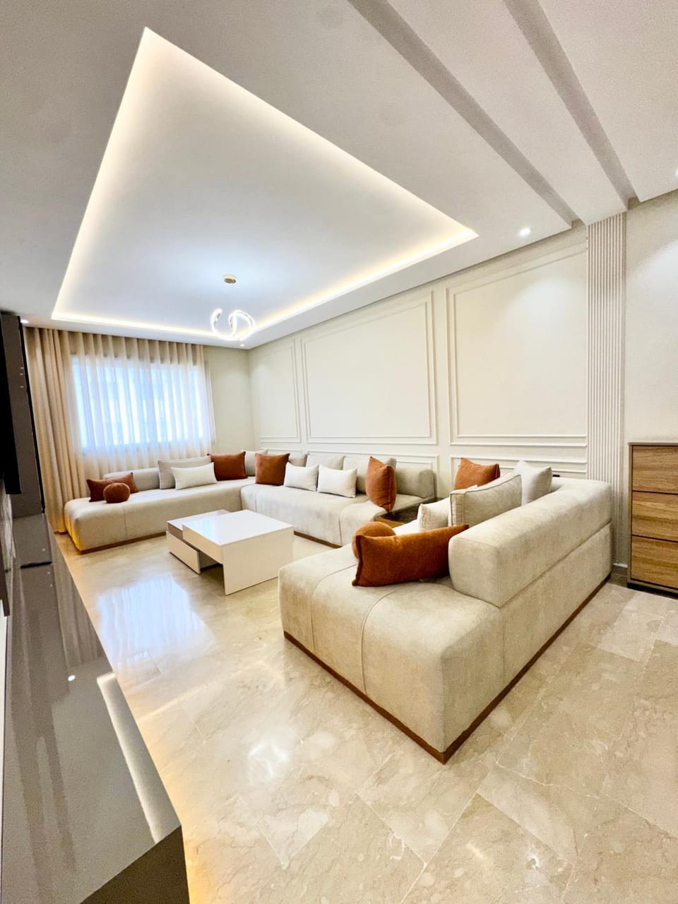 Beach Spot 2026 - Pool Experience - Agadir View Perfect Location Apartment in Agadir
