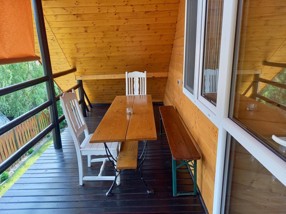 Pod lasem dom letniskowy Nature lodge in Lviv Oblast