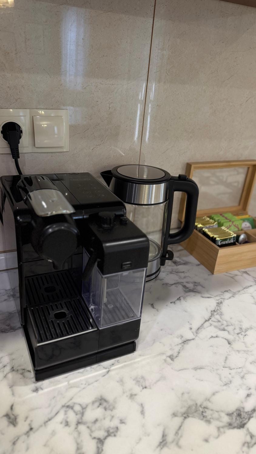 Coffee/tea facilities, Kitchen or kitchenette