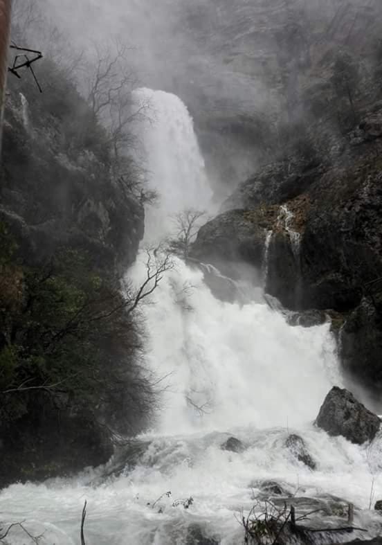 Nearby landmark, Natural landscape