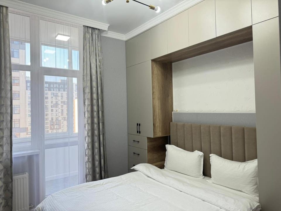 Bedroom, wardrobe