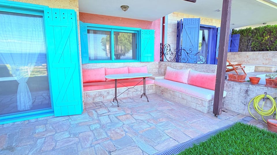 Patio, Day, Garden, View (from property/room), Balcony/Terrace, Garden view