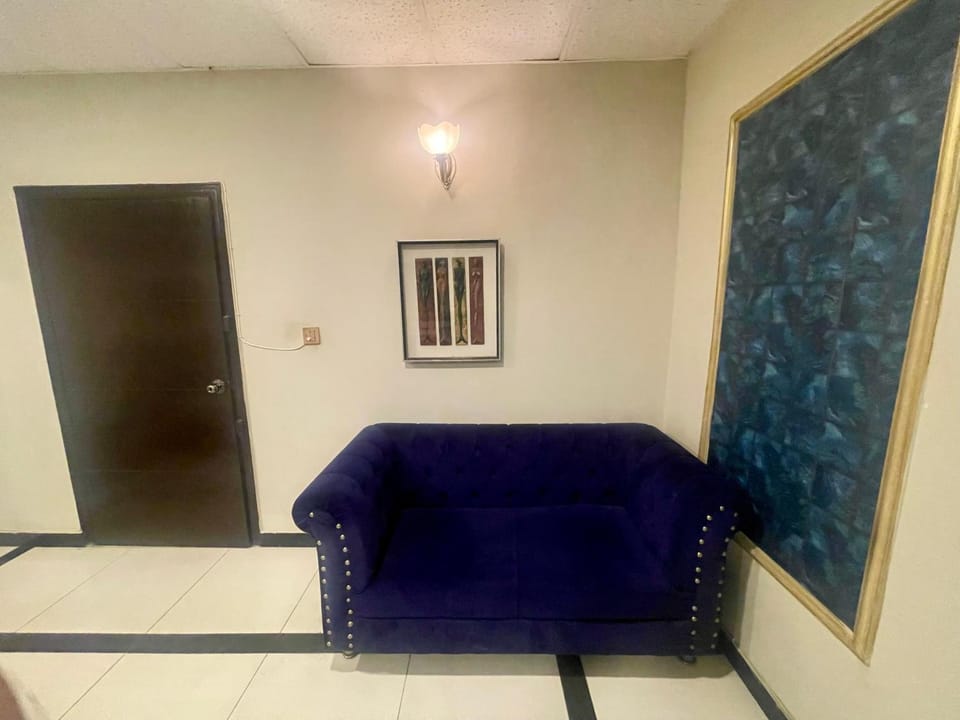 2 BHK-Luxury Furnished Portion F8 Islamabad Villa in Islamabad