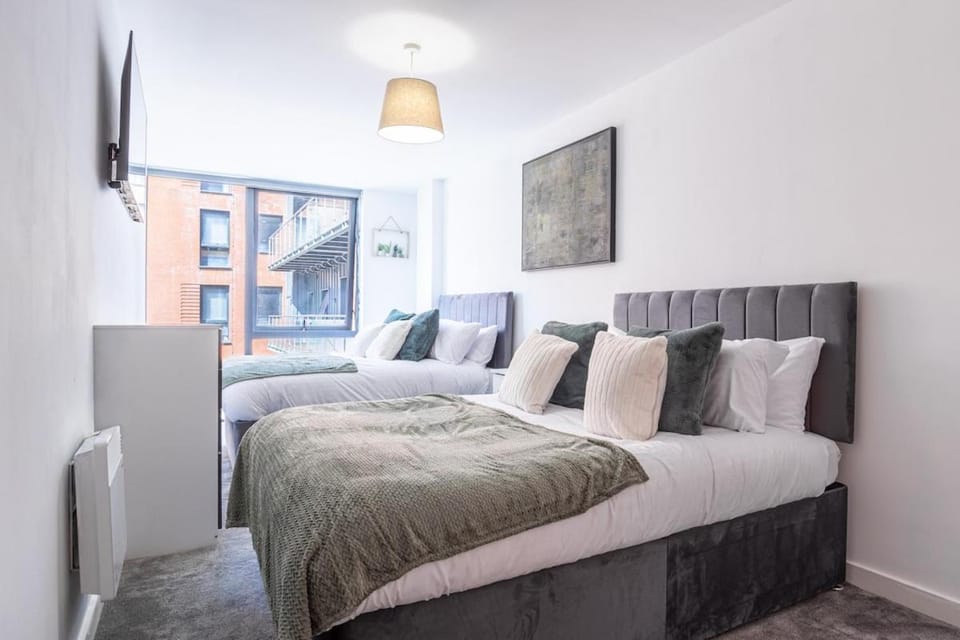 Manchester, Modern Apartment, Salford Riverside Apartment in Salford