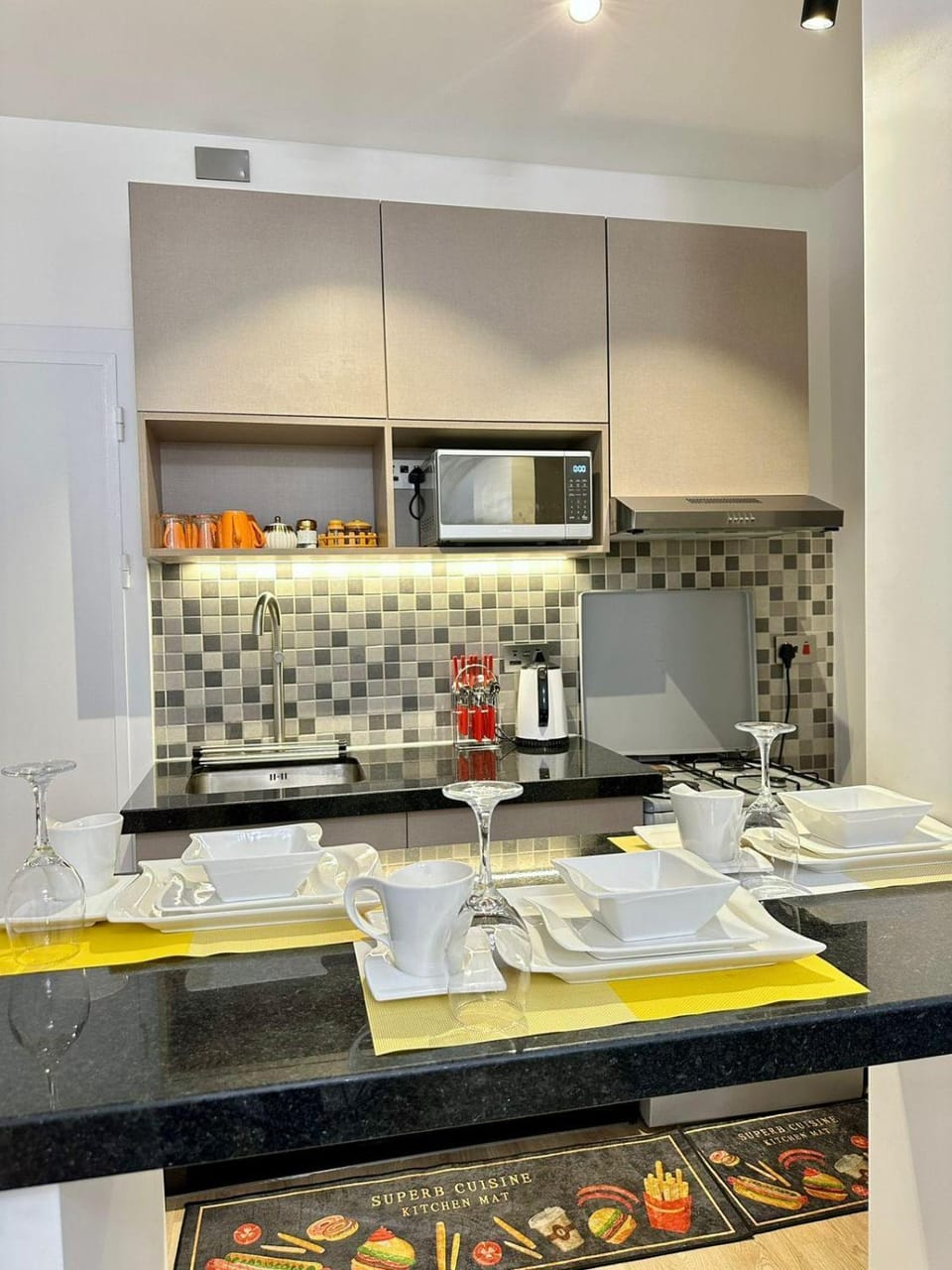 Kitchen or kitchenette