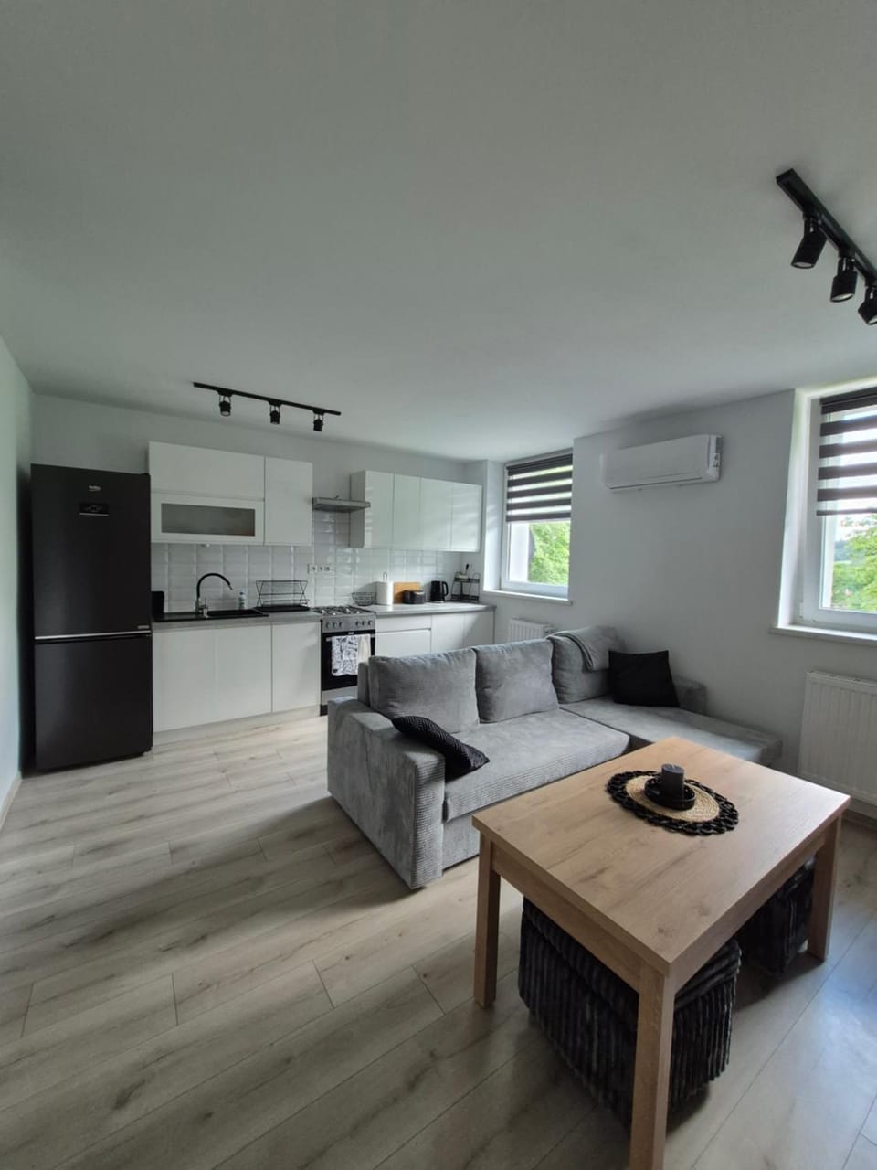 Kitchen or kitchenette, Living room, Seating area, pet friendly