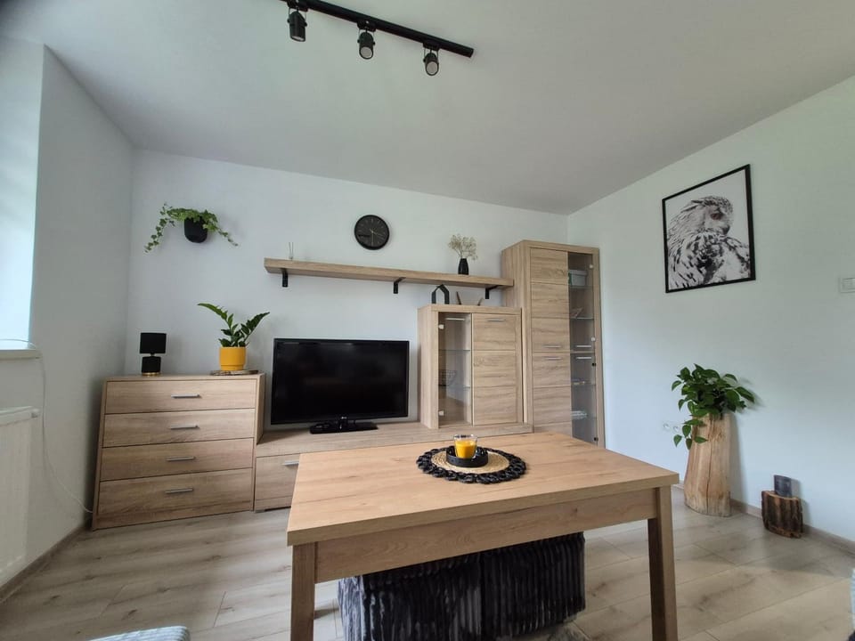 Communal lounge/ TV room, Evening entertainment