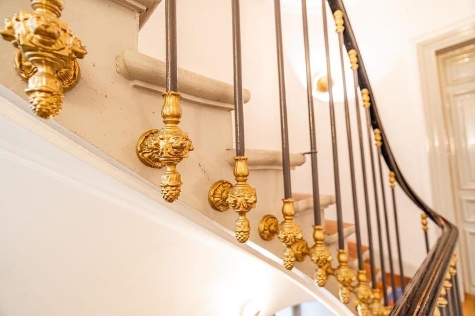 Prestige Apartment Champs-Élysées 86 m2 Apartment in Paris
